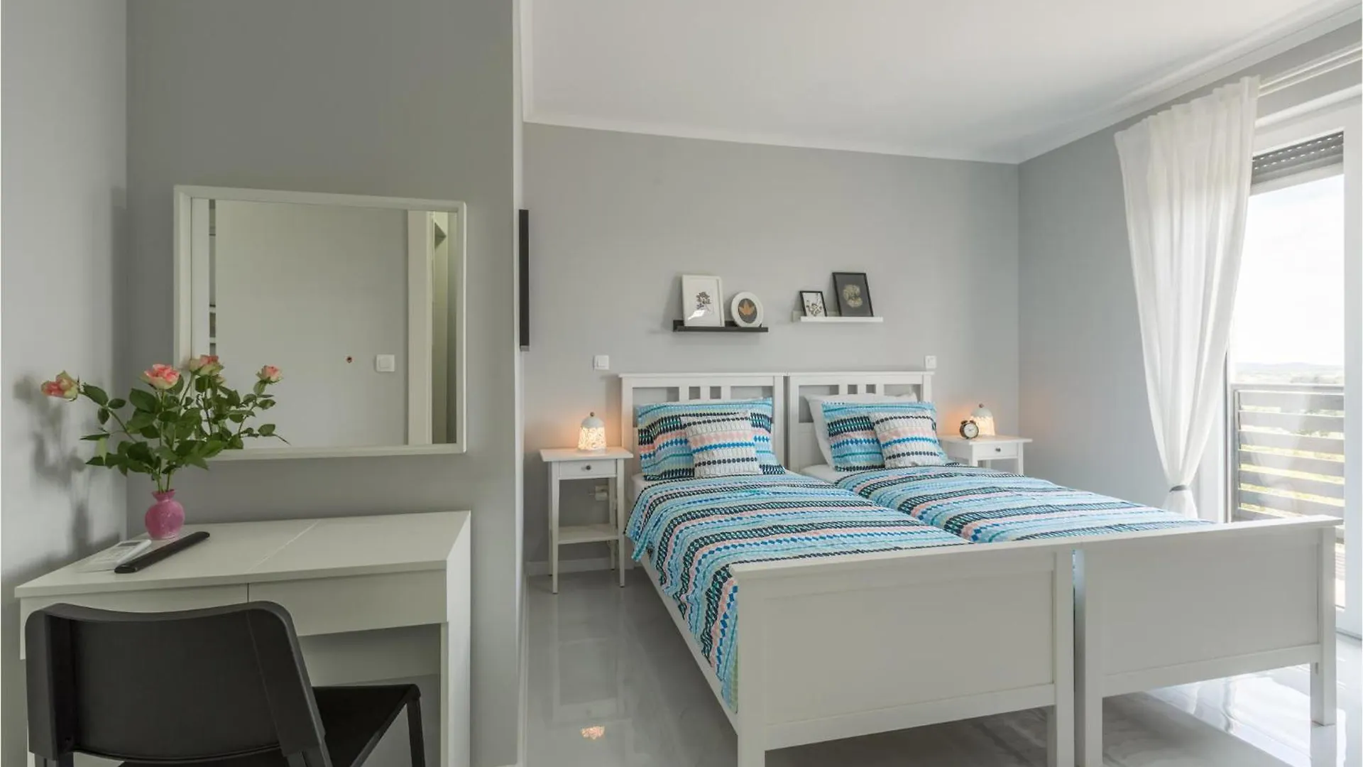 Holiday home 3 Bedroom Cozy Home In Pula