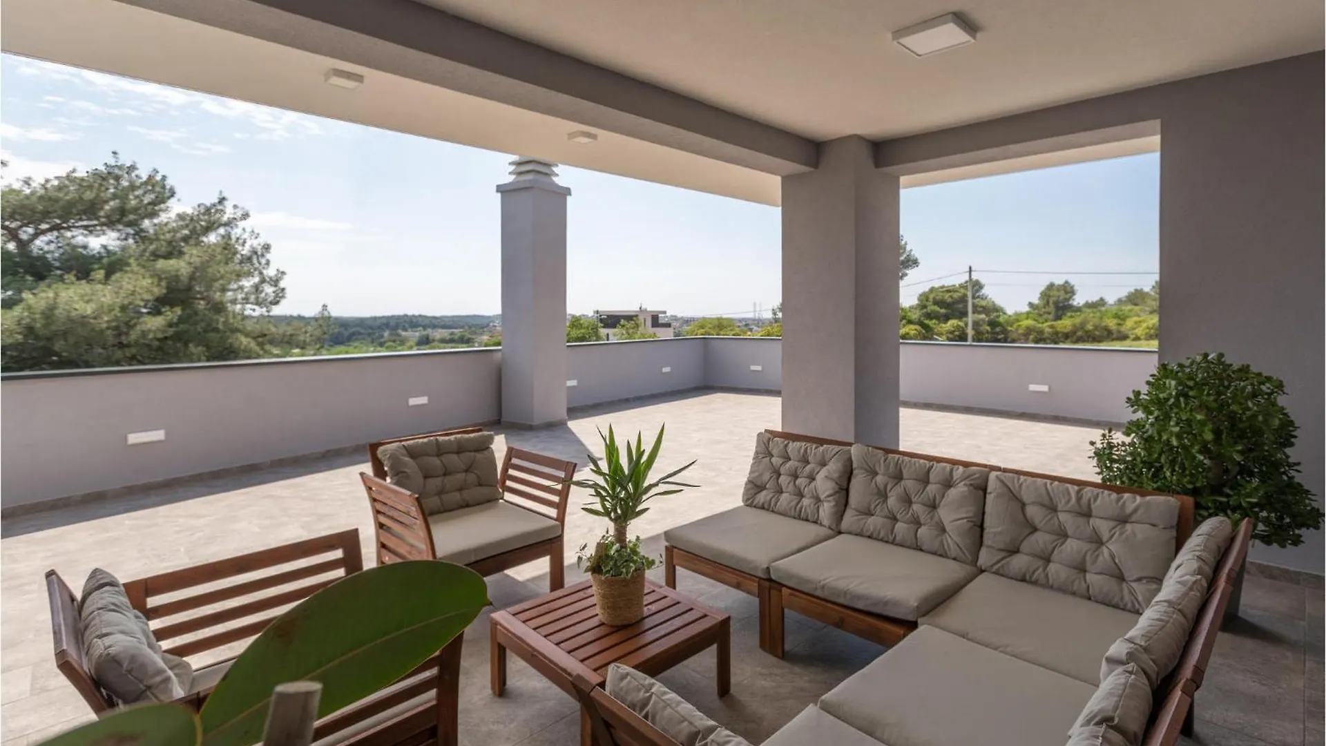 3 Bedroom Cozy Home In Pula 0*,